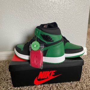 Jordan 1 pine green